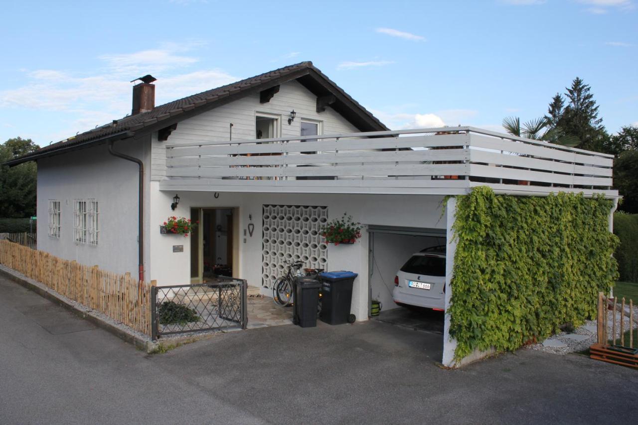 Ferienwohnung Das Inge Die Oberne In Bernau Бернау-ам-Кімзе Екстер'єр фото